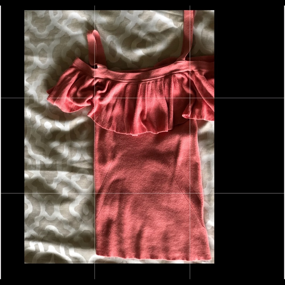 Express ruffle sweater tank size XS❤️